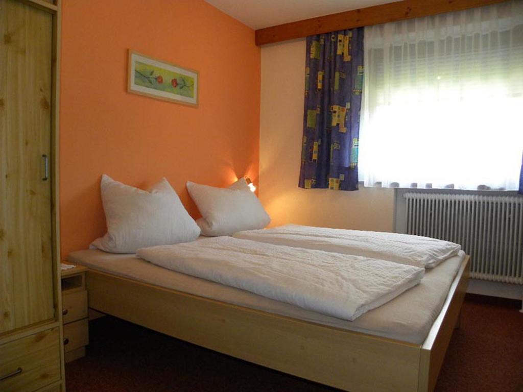 Gästehaus Emberger Mayrhofen Zimmer foto