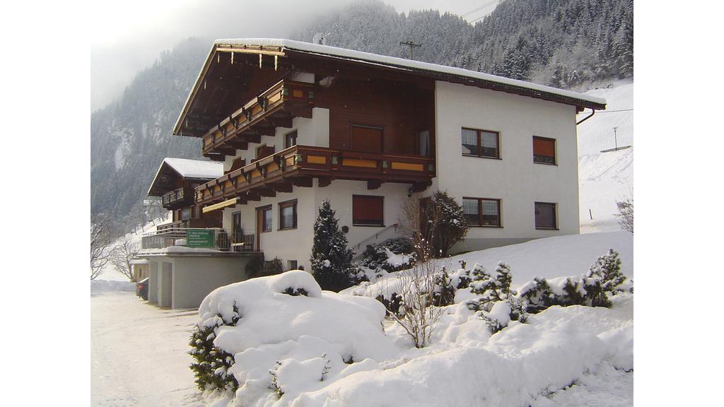 Gästehaus Emberger Mayrhofen Exterior foto